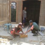 Babinsa Posramil Gerih Bantu Renovasi Rumah Warga