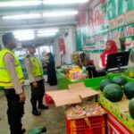 Jelang Ramadhan, Polsek Paron Pantau Harga Sembako di Pasar 