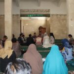 Polisi Fasilitasi Tahanan Narkoba Menikah di Masjid Baiturahim Polres Kediri Kota