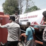 Polisi Beri Bantuan Air Bersih Untuk Ratusan Warga di 4 Desa Wilayah Ponorogo