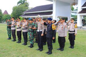 Polres Ngawi Mengikuti Apel Gelar Pasukan Pengamanan VVIP Wakil Presiden RI