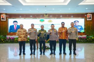 Polri-Kemenhut Tandatangani MoU, Komitmen Jaga Hutan Indonesia dengan Penegakan Hukum