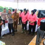 Bhayangkari PD Jawa Timur Wujudkan Ketahanan Pangan Nasional Melalui Program P2L di Kota Wisata Batu*