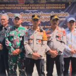 Kapolsek Kedunggalar Pasang Banner Ucapan Ramadhan dan Idul Fitri 1446 H Bersama Paguyuban Silat Dan Forpimcam 