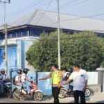 Ciptakan Rasa Aman dan Nyaman Para Pelajar Ngawi, Polsek Karanganyar Gatur Lalin di Sekolah