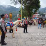 Akhir Pekan Aman dan Nyaman, Sat Samapta Polres Magetan Intensifkan Patroli Wisata di Telaga Sarangan Akhir Pekan Aman dan Nyaman, Sat Samapta Polres Magetan Intensifkan Patroli Wisata di Telaga Sarangan
