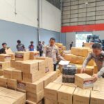 SLOG Polri Kirim Bantuan Kemanusiaan untuk Masyarakat Aceh, Proses Pengiriman Melalui Bandara Soekarno-Hatta Dimulai Hari Ini SLOG Polri Kirim Bantuan Kemanusiaan untuk Masyarakat Aceh, Proses Pengiriman Melalui Bandara Soekarno-Hatta Dimulai Hari Ini