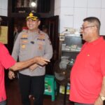 Pastikan Imlek Kondusif, Kapolres Gresik Tinjau Pengamanan di Klenteng Kim Hin Kiong Pastikan Imlek Kondusif, Kapolres Gresik Tinjau Pengamanan di Klenteng Kim Hin Kiong