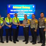 Korlantas Polri Perkuat Sistem ETLE di Pekanbaru Perangkat Statis Optimal dan Mobile Handheld Diperluas Korlantas Polri Perkuat Sistem ETLE di Pekanbaru Perangkat Statis Optimal dan Mobile Handheld Diperluas