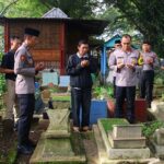 Jelang Ramadan 1447 H, Kapolresta Malang Kota Ziarah ke Makam Korban Kanjuruhan Jelang Ramadan 1447 H, Kapolresta Malang Kota Ziarah ke Makam Korban Kanjuruhan