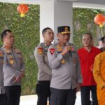 Jogo Jawa Timur : Kapolda Jatim Tinjau Perayaan Imlek di Vihara Buddayana Surabaya Jogo Jawa Timur : Kapolda Jatim Tinjau Perayaan Imlek di Vihara Buddayana Surabaya