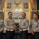 Korlantas Polri Distribusikan ETLE Mobile Handheld di Polda Bali Perkuat Penegakan Hukum Lalin Berbasis Digital