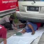 Polres Ngawi Sigap Bantu Pemudik Alami Kendala Kendaraan di Exit Tol Ngawi