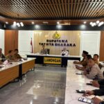 Polres Lamongan Atensi Perlintasan Kereta Api Sebidang Jelang Operasi Ketupat Semeru 2026 Polres Lamongan Atensi Perlintasan Kereta Api Sebidang Jelang Operasi Ketupat Semeru 2026