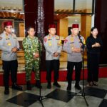 Pesan Kapolri di Safari Ramadhan Riau: Tingkatkan Silaturahmi hingga Jaga Persatuan Pesan Kapolri di Safari Ramadhan Riau: Tingkatkan Silaturahmi hingga Jaga Persatuan