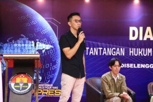 Empat Tersangka Kasus SMS Blast Phising E-Tilang Segera Disidang, Dittipidsiber Limpahkan Tersangka dan Barang Bukti ke Kejari Empat Tersangka Kasus SMS Blast Phising E-Tilang Segera Disidang, Dittipidsiber Limpahkan Tersangka dan Barang Bukti ke Kejari